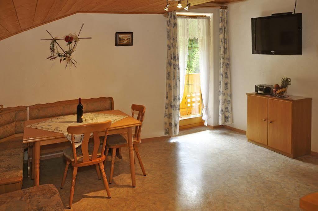 Haus Alpenruh Hotel Санкт Леонард им Пицтал Екстериор снимка